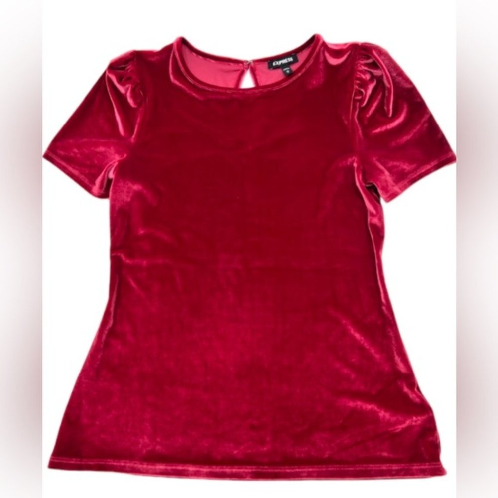 EXPRESS Red velour short sleeve keyhole back short sleeve shirt Y20